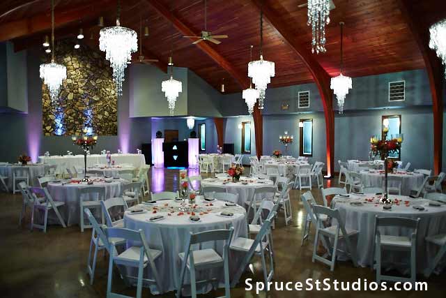 mattoon-wedding-venues-reception-halls-matt-shonk-nicole-haverland-GW9C6799