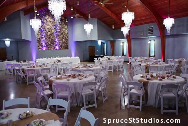 kelsey-brandt-austin-cripe-taylorville-llinois-wedding-venues-reception-hall-GW9C7345