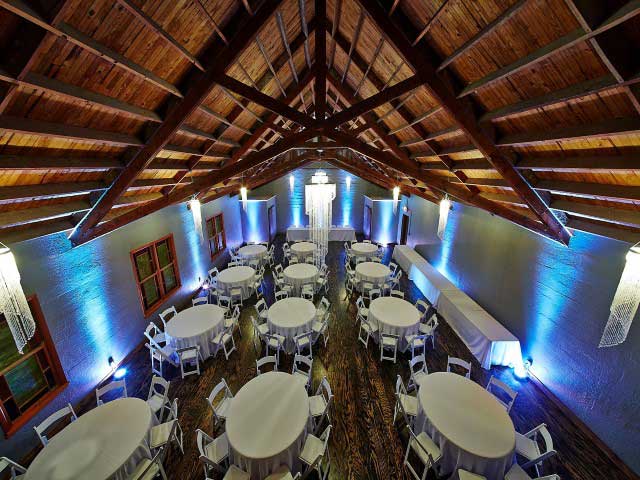 STUDIO B - Seating for 104 total including head table & side catering.